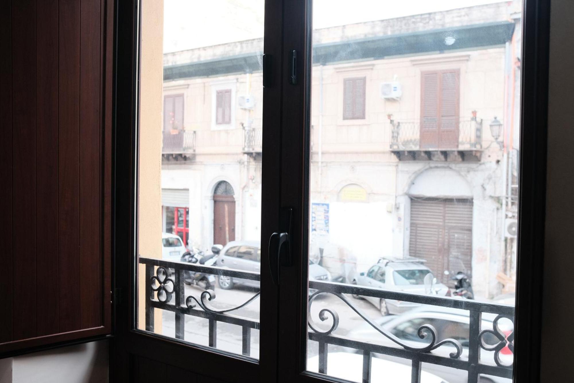 Al Bastione Della Pace Apartment - Palermo — Foto 3